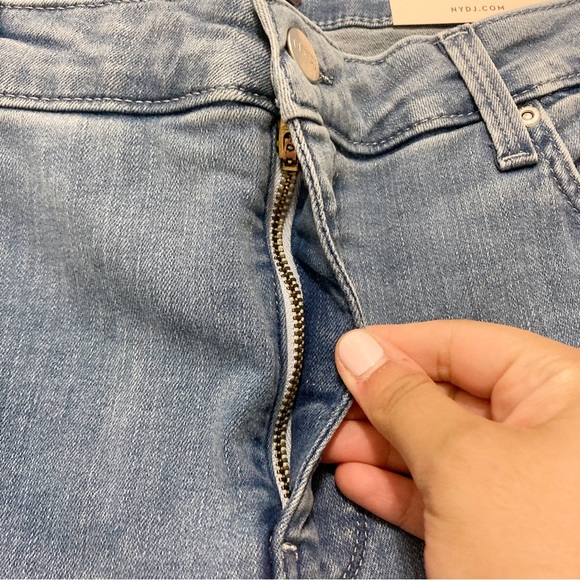 NYDJ Sheri Slim Leg Jeans Camille Wash Size 18 (US 14W) NWT - Picture 8 of 10